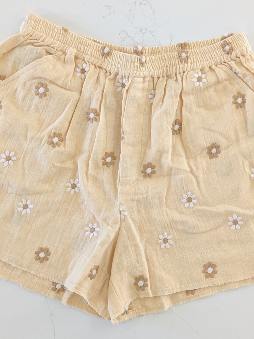 BAZISZT Casas Wildflower Embroidered Shorts Yellow Cotton Muslin Medium NWT - Picture 3 of 12